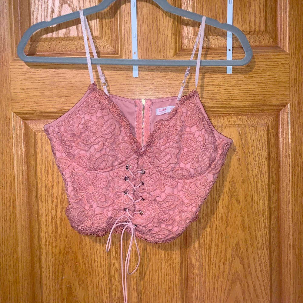 romwe pink laced tang top size medium or size 6